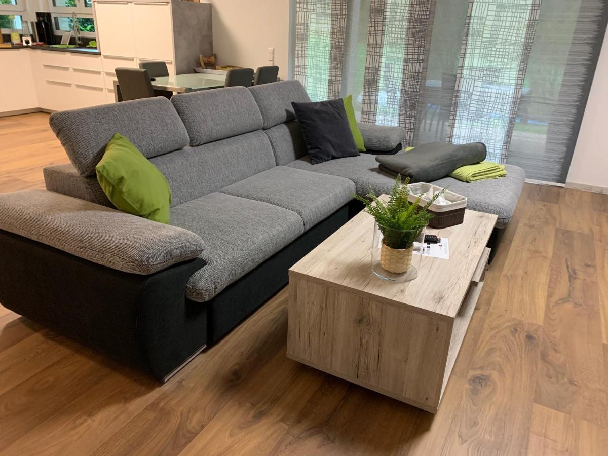 Firmen & Ferienwohnung Brecht 1 Waibstadt المظهر الخارجي الصورة